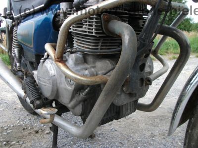 Honda_CM_400_T_blau_CRASH_SCHUH_Gepaecktraeger_Koffersystem_-_wie_CB_CM_125_200_250_400_C_T_Twin_NC01_MC01_MC06_Chopper_Custom_78.jpg