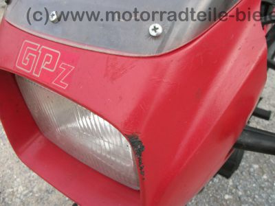 Kawasaki_GPZ_305_BD_rot_Tankbeulen_Belt_Drive_Twin_-_wie_KZ_Z_GPZ_CSR_250_305_400_440_A_B_C_D_LTD_33.jpg