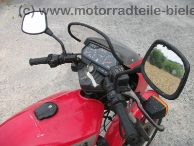 Kawasaki_GPZ_305_BD_rot_Tankbeulen_Belt_Drive_Twin_-_wie_KZ_Z_GPZ_CSR_250_305_400_440_A_B_C_D_LTD_56.jpg