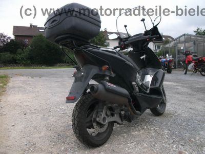 Yamaha_Maxster_XQ_125__SE05_98_kmh_Scheibe_BOS_Auspuff_Topcase_mit_Traeger_-_wie_Majesty_MBK_Thunder_Skyliner_46.jpg