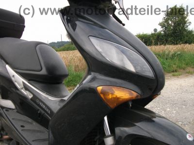 Yamaha_Maxster_XQ_125__SE05_98_kmh_Scheibe_BOS_Auspuff_Topcase_mit_Traeger_-_wie_Majesty_MBK_Thunder_Skyliner_51.jpg