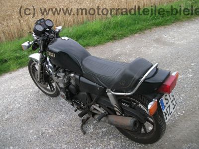 Yamaha_XJ_550_schwarz_Chrombuegel_Heckbuegel_-_wie_XJ_400_500_600_650_750_52.jpg