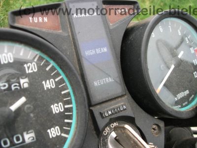 Kawasaki_KZ_250_A_TWIN_gruen_original_Auspuff_-_wie_Z_KZ_GPZ_CSR_250_305_400_440_A_B_C_D_E_LTD_TWIN_39.jpg