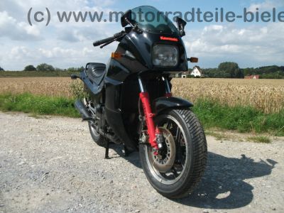 Kawasaki_GPZ_750_R_schwarz_ZX750G_-_wie_ZX_GPX_GPZ_600_750_900_R_A_B_C_D_E_F_G_12.jpg