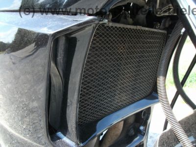 Kawasaki_GPZ_750_R_schwarz_ZX750G_-_wie_ZX_GPX_GPZ_600_750_900_R_A_B_C_D_E_F_G_21.jpg