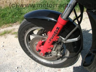 Kawasaki_GPZ_750_R_schwarz_ZX750G_-_wie_ZX_GPX_GPZ_600_750_900_R_A_B_C_D_E_F_G_59.jpg