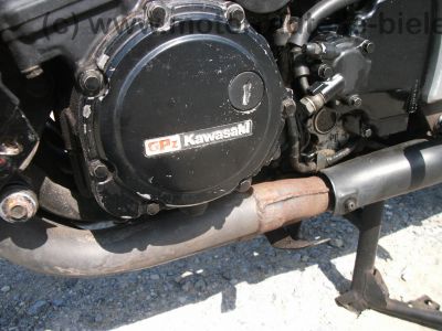 Kawasaki_GPZ_750_R_schwarz_ZX750G_-_wie_ZX_GPX_GPZ_600_750_900_R_A_B_C_D_E_F_G_73.jpg