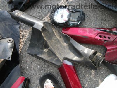Suzuki_GSXR_GSX-R_750_K6_K7_GR7KA_2006_2007_110_kW_-_wie_GSXR_600_GSXR_1000_39.jpg