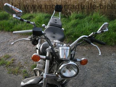 Suzuki_GZ_125_Marauder_schwarz_Crash_Motor_OK_Sissy-Bar_Packtaschenhalter_SB_-_wie_GN_DR_125_54.jpg