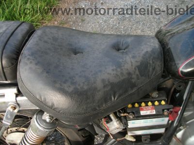 Suzuki_GZ_125_Marauder_schwarz_Crash_Motor_OK_Sissy-Bar_Packtaschenhalter_SB_-_wie_GN_DR_125_72.jpg
