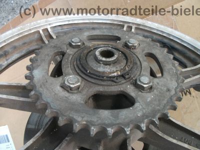 Yamaha_RD_250_1A2_Hinterrad_Felge_Bremsscheibe_Kettenrad_Traeger_6.jpg