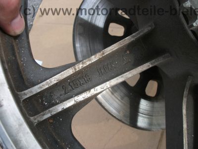 Yamaha_RD_250_1A2_Hinterrad_Felge_Bremsscheibe_Kettenrad_Traeger_7.jpg