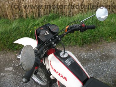 Honda_XL_185_S_rot-weiss_Gepaecktraeger_-_wie_XL_CL_TL_SL_50_90_100_125_185_200_250_S_13.jpg