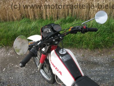 Honda_XL_185_S_rot-weiss_Gepaecktraeger_-_wie_XL_CL_TL_SL_50_90_100_125_185_200_250_S_20.jpg