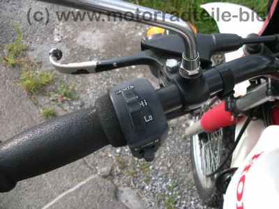 Honda_XL_185_S_rot-weiss_Gepaecktraeger_-_wie_XL_CL_TL_SL_50_90_100_125_185_200_250_S_23.jpg