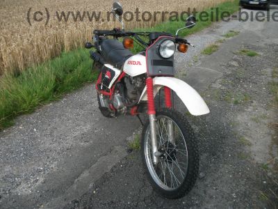 Honda_XL_185_S_rot-weiss_Gepaecktraeger_-_wie_XL_CL_TL_SL_50_90_100_125_185_200_250_S_46.jpg