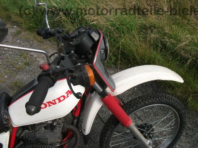 Honda_XL_185_S_rot-weiss_Gepaecktraeger_-_wie_XL_CL_TL_SL_50_90_100_125_185_200_250_S_48.jpg
