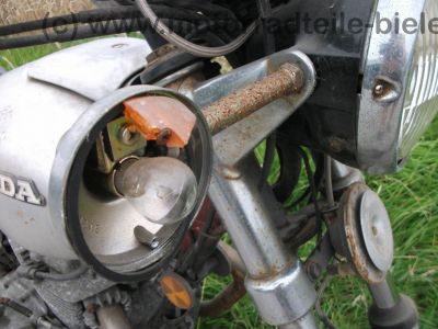 Honda_CB_400_T_silber-grau_SITO_Stahlflex_Fahrerhandbuch_-_wie_CM_CB_250_400_450_C_N_T_48.jpg