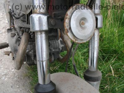 Honda_CB_400_T_silber-grau_SITO_Stahlflex_Fahrerhandbuch_-_wie_CM_CB_250_400_450_C_N_T_52.jpg