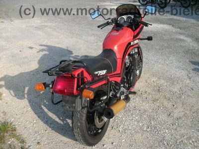 Honda_CBX_750_F_RC17_rot_TOP_4in1_Auspuff_Koffer_Gepaecktraeger_-_wie_CB_750_Sevenfifty_RC_42_CBX_650_E_550_F_F2__69.jpg