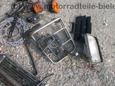 Yamaha_DT_80_LC_2_LC_II_53V_Cross_Motor_2RA_Vergaser_3WC_Raeder_DT_125_4BL_-_wie_RD_DT_50_80_125_LC_1_2_I_II_14.jpg