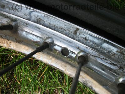 Yamaha_DT_80_LC_2_LC_II_53V_Cross_Motor_2RA_Vergaser_3WC_Raeder_DT_125_4BL_-_wie_RD_DT_50_80_125_LC_1_2_I_II_43.jpg