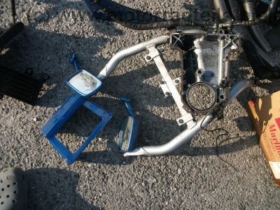 Kawasaki_ZXR_750_H_H1_H2_blau_mit_180_-_55_ZR_17_-_wie_GPZ_GPX_ZX_750_900_R_A_F_G_H_116.jpg