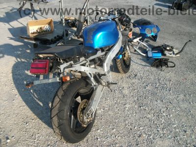 Kawasaki_ZXR_750_H_H1_H2_blau_mit_180_-_55_ZR_17_-_wie_GPZ_GPX_ZX_750_900_R_A_F_G_H_181.jpg