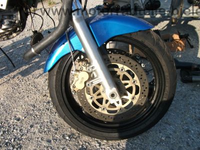 Kawasaki_ZXR_750_H_H1_H2_blau_mit_180_-_55_ZR_17_-_wie_GPZ_GPX_ZX_750_900_R_A_F_G_H_189.jpg