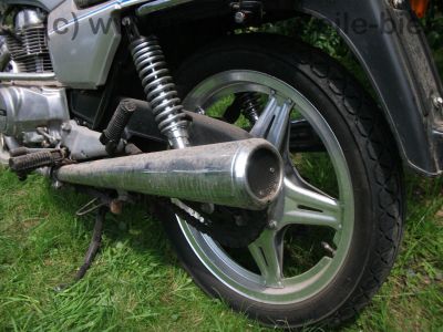 Honda_CB_250_N_silber_blau_TOP_ORIGINAL_Scheunenfund_-_wie_CMX_CM_CB_250_400_450_C_T_N_20.jpg