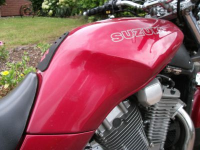 Suzuki_VX_800_weinrot_VS51B_45kW_V2_2__Hd__-_wie_VS_600_700_750_800_Intruder_13.jpg