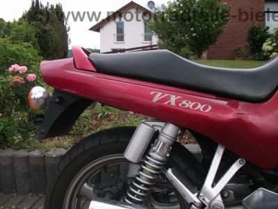 Suzuki_VX_800_weinrot_VS51B_45kW_V2_2__Hd__-_wie_VS_600_700_750_800_Intruder_15.jpg