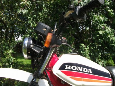 Honda_XL_185_S_rot-weiss_Original_-_wie_XL_CL_TL_SL_L_125_185_200_250_S_13.jpg
