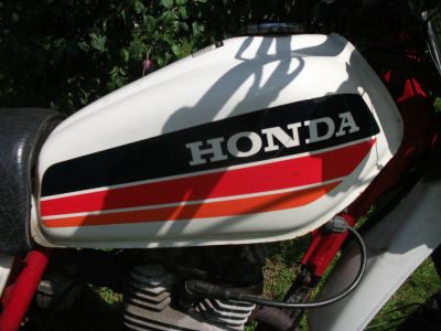 Honda_XL_185_S_rot-weiss_Original_-_wie_XL_CL_TL_SL_L_125_185_200_250_S_60.jpg