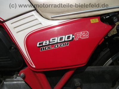 Honda_CB_900_F2_Boldor_SC01_Harro_Nico_Bakker_Auspuff_4in1_Motot_Italia_Rasten_Giuliari_Sitz_120.jpg