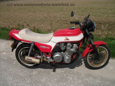 Honda_CB_900_F2_Boldor_SC01_Harro_Nico_Bakker_Auspuff_4in1_Motot_Italia_Rasten_Giuliari_Sitz_24.jpg