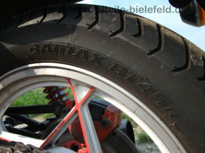 Suzuki_GS_550_M_Katana_silber-rot_Stahlflex_orig__Auspuff_DGM_38634_S_-_wie_GS_500_550_D_E_L_135.jpg