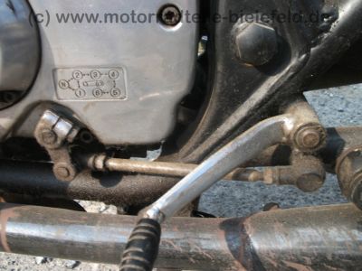 Suzuki_GS_550_M_Katana_silber-rot_Stahlflex_orig__Auspuff_DGM_38634_S_-_wie_GS_500_550_D_E_L_140.jpg