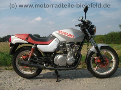 Suzuki_GS_550_M_Katana_silber-rot_Stahlflex_orig__Auspuff_DGM_38634_S_-_wie_GS_500_550_D_E_L_5.jpg
