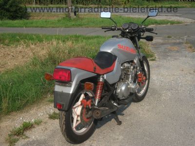 Suzuki_GS_550_M_Katana_silber-rot_Stahlflex_orig__Auspuff_DGM_38634_S_-_wie_GS_500_550_D_E_L_8.jpg