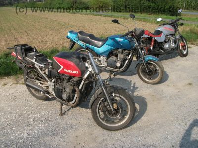 Suzuki_GSX_550_EF_GN71D_tuerkis_orig__Auspuff_-_wie_GSX_400_500_550_600_F_E_ES_EF_3.jpg