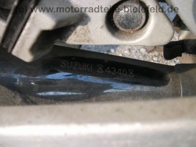 Suzuki_GSX_550_EF_GN71D_tuerkis_orig__Auspuff_-_wie_GSX_400_500_550_600_F_E_ES_EF_60.jpg