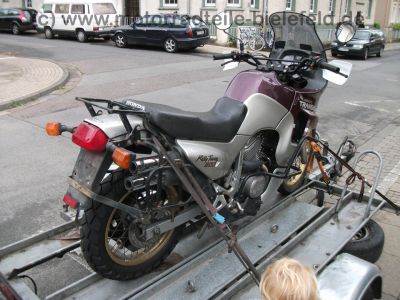 Honda_XL_600_V_Transalp_PD06_rot_Gepaecktraeger_MRA_Scheibe_Sturzbuegel_Hauptstaender_Metzeler_Tourance_7.jpg