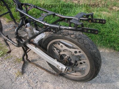 Honda_CBX_750_F_RC17_rolling_Chassis_39mm_Gabel_Rahmen_Vorderrad_Hinterrad_Schwinge_Lenker_Federbein_10.jpg