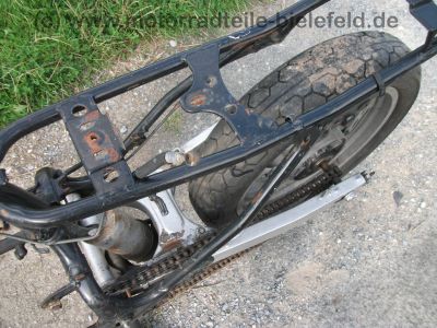 Honda_CBX_750_F_RC17_rolling_Chassis_39mm_Gabel_Rahmen_Vorderrad_Hinterrad_Schwinge_Lenker_Federbein_16.jpg