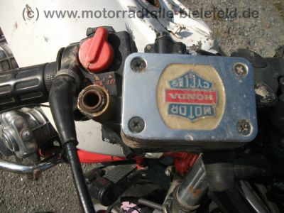 Honda_CB_900_F_Boldor_SC01_weiss_Crash_Motor_OK_-_wie_CB_650_750_1100_RC_01_03_04_05_06_08_09_13.jpg