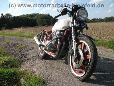 Honda_CB_900_F_Boldor_SC01_weiss_Crash_Motor_OK_-_wie_CB_650_750_1100_RC_01_03_04_05_06_08_09_2.jpg