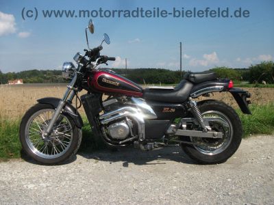 Kawasaki_EL_250_Eliminator_rot-metallic_-_wie_BN_125_EL_252_EN_500_ZL_600_1.jpg