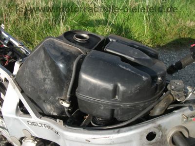 Yamaha_FZR_600_3HE_Crash_-_Motor_Vergaser_Benzinpumpe_CDI_etc__OK__34.jpg