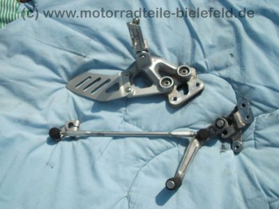 Suzuki_GSX-R_GSXR_750_600_K6_K7_zerlegt_-_Motor_Hinterrad_Schwinge_Verkleidung_etc__67.jpg